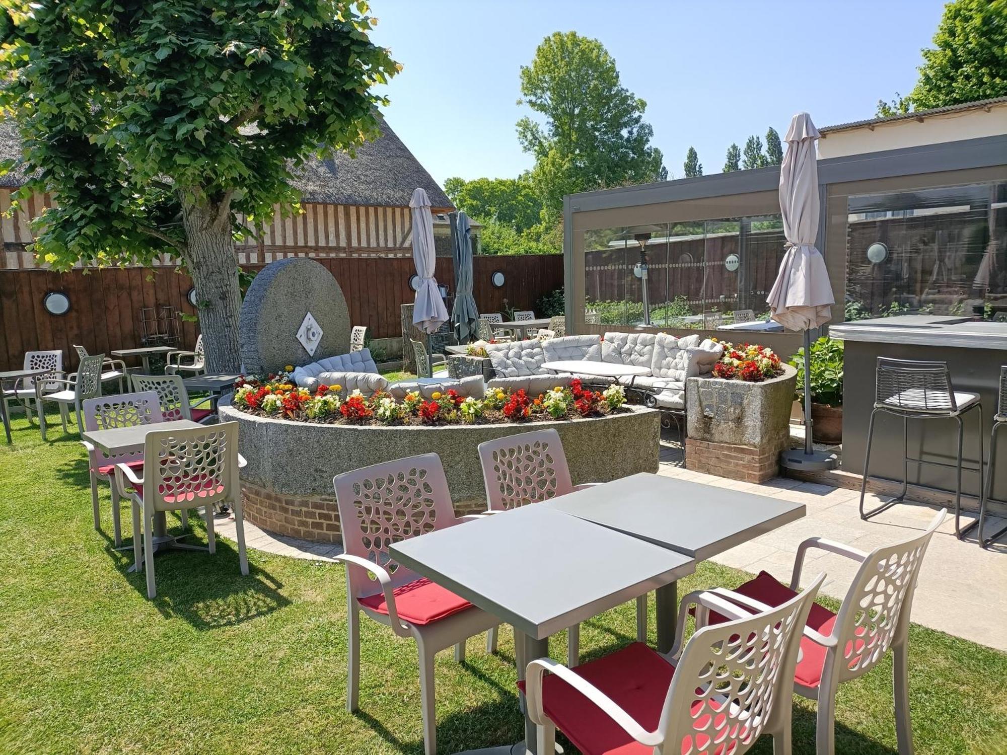 Auberge Du Vieux Tour Le Manoir Canapville  Екстер'єр фото
