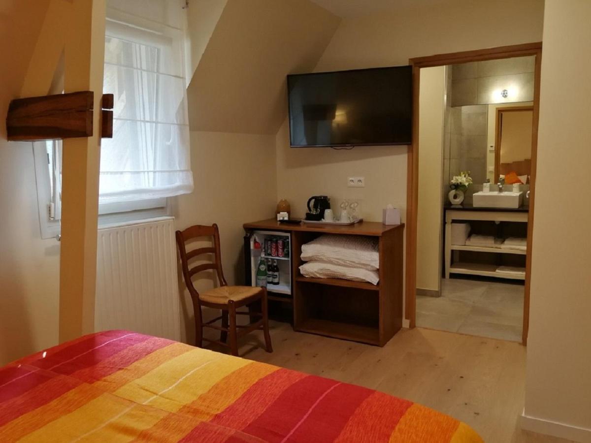 Auberge Du Vieux Tour Le Manoir Canapville  Екстер'єр фото
